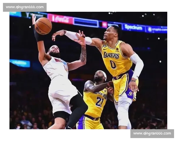 热火对决湖人总决赛第二场直播看点与胜负关键解析全程回顾与战术前瞻