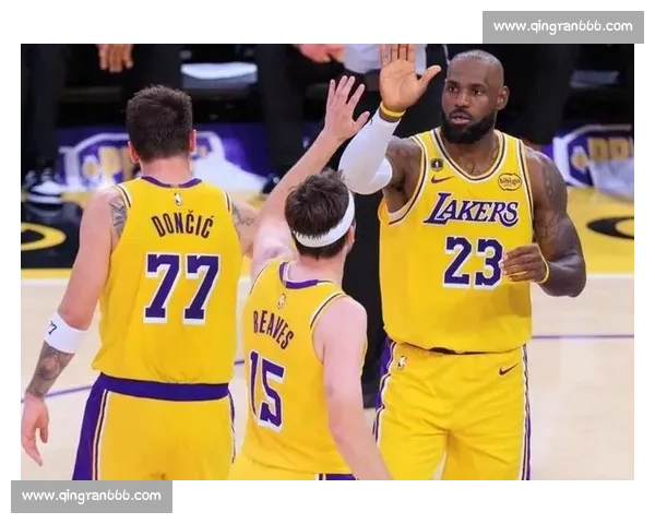 十月一日湖人对决热火总决赛直播巅峰之战全程直击精彩瞬间不容错过