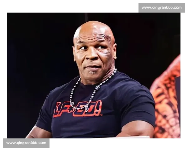 铁拳崛起泰森对决特雷沃伯比克的世纪重量级之战拳坛格局改写时刻